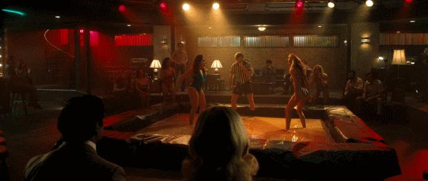 *欲肉**满满,一个脱衣舞中的“美国梦”,美版《狂飙》太狂了!