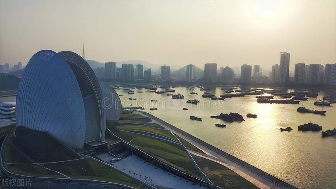 珠海一个迷人的海滨城市,珠海明珠城市