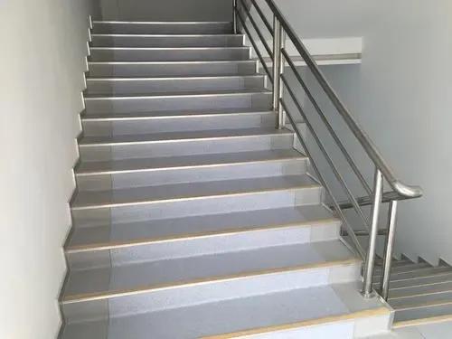 住高层老人去世不走电梯,住高层老人过世邻居不让走电梯