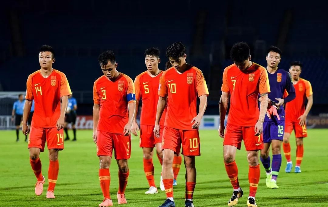 盘点中国男足爆笑视频,关于吐槽中国男足段子