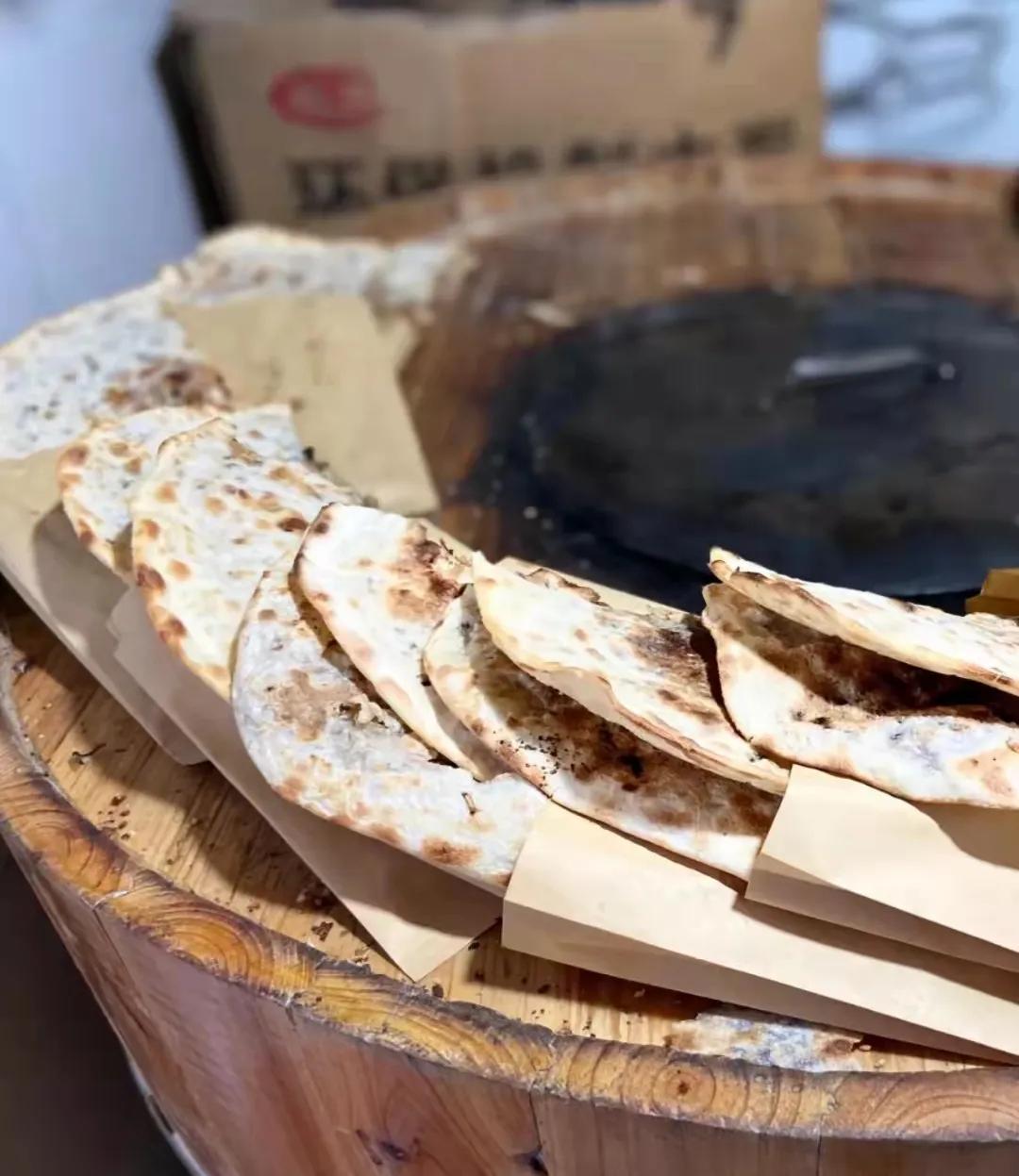 未来昆明最具影响力的美食街,昆明七彩云南附近美食街