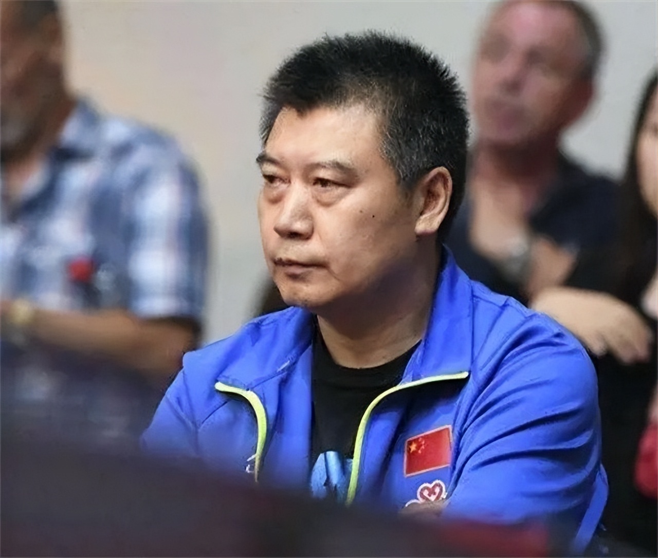 乒乓球教练王楠现在干什么,前国乒一姐王楠近况