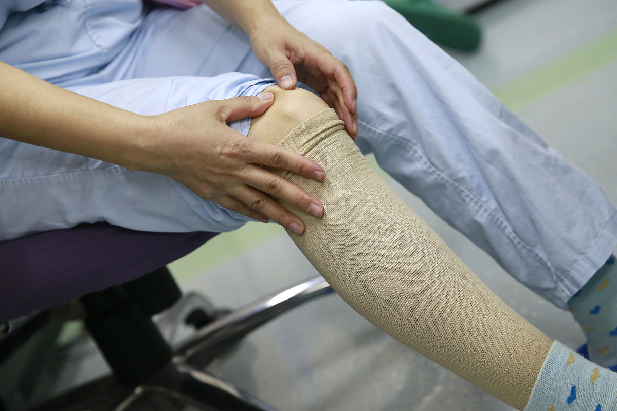 24岁女子跳3天刘畊宏毽子操引发卵巢黄体破裂，失血量将近40%