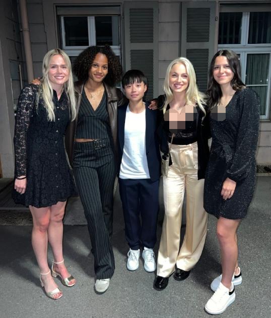 张琳艳海外1战成名首秀狂造5球,张琳艳首秀收获1球4助瑞士杯