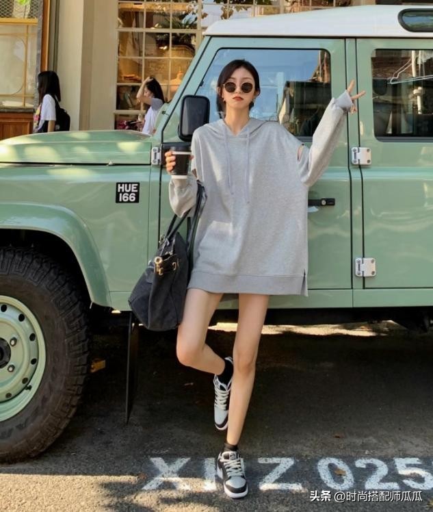 显腿长又不露腿的卫衣穿搭,卫衣长款显瘦搭配打底裤高档炸街