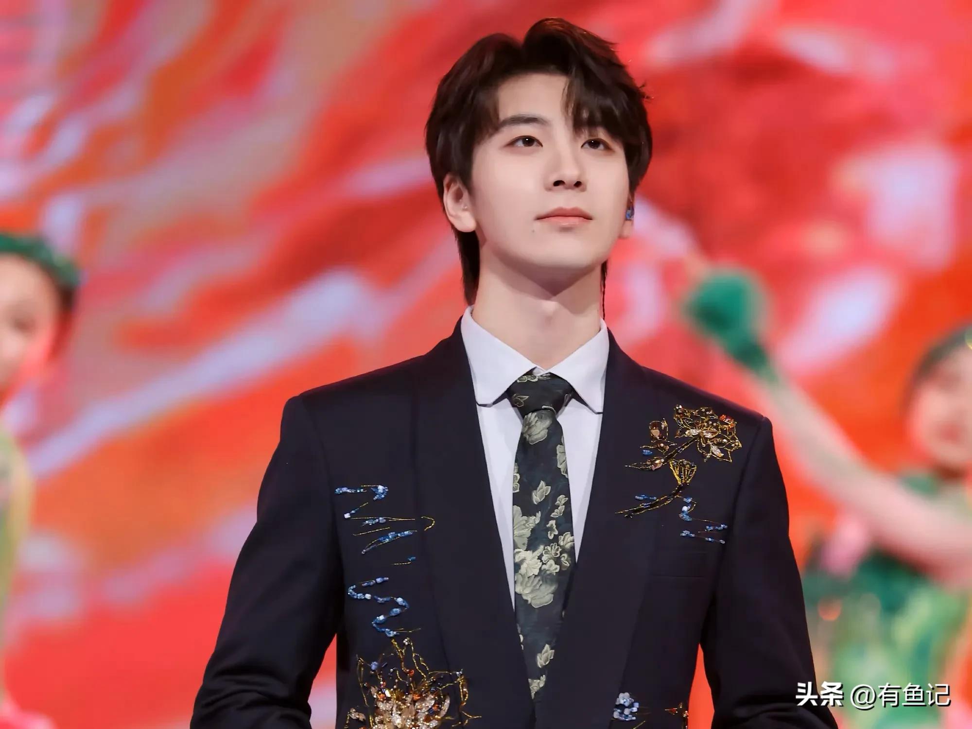 时光音乐会新春特辑周深猜词,时光音乐会周深拜年词