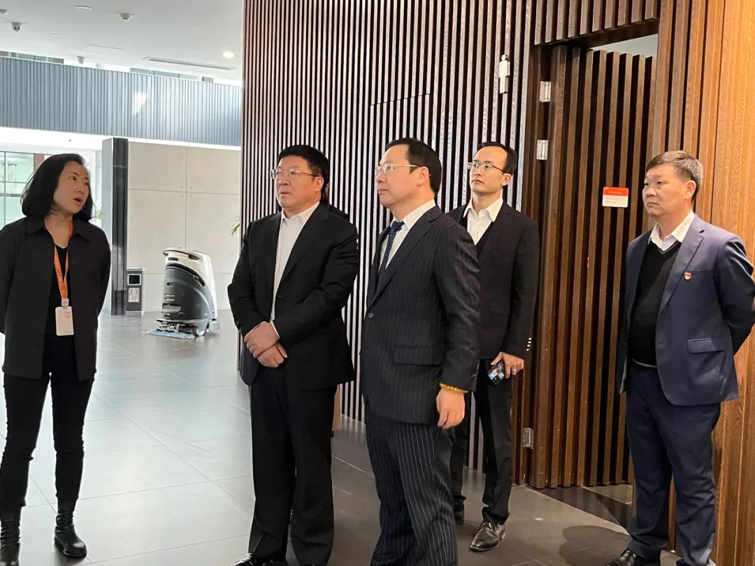 世华集团姜岚昕直播,世华集团姜岚昕杭州胜达