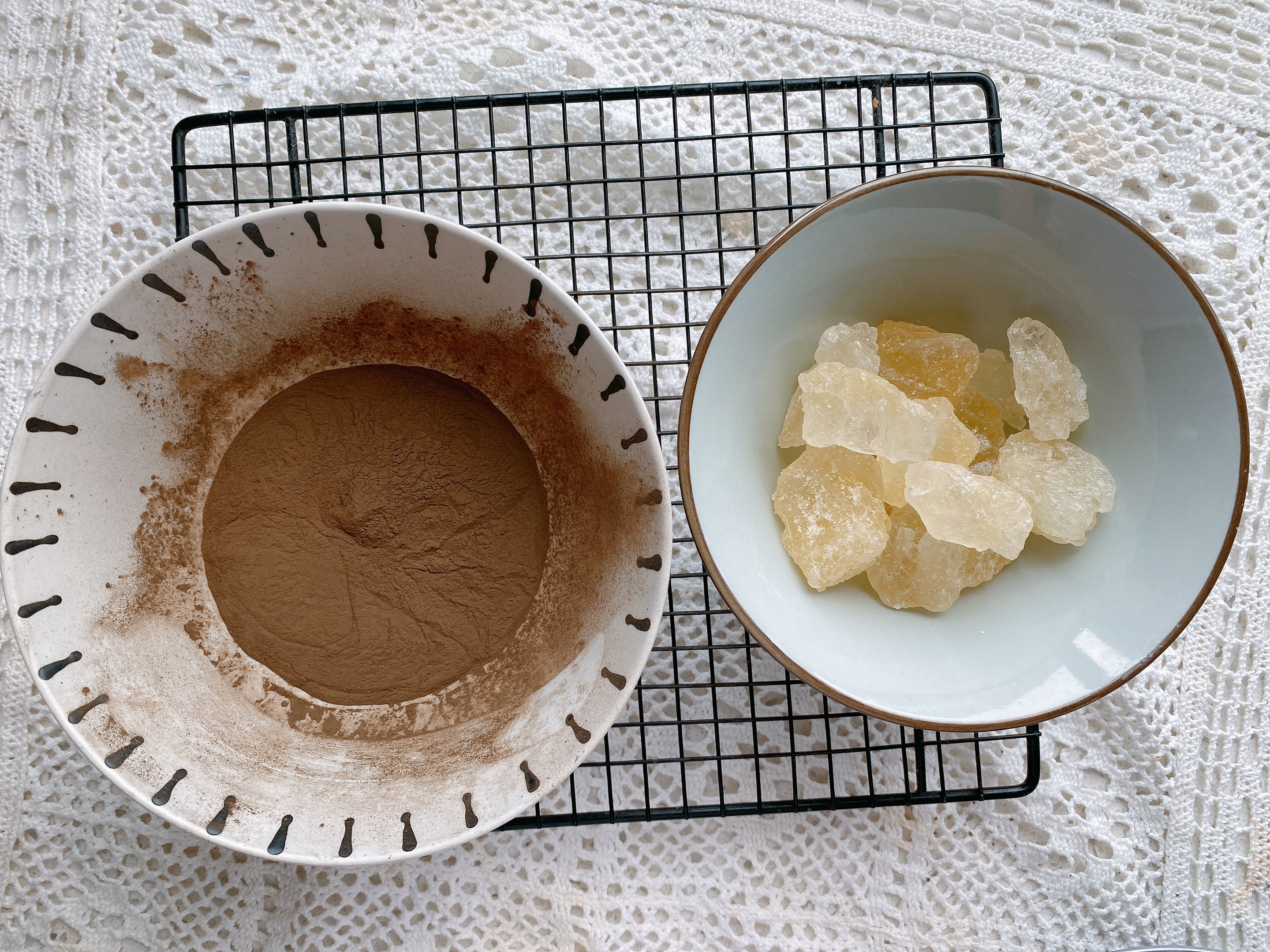 龟苓膏夏季怎么吃好吃,夏日滋补龟苓膏的做法