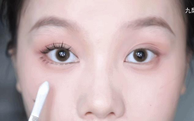 女生为了变美到底有多假动漫版,女生为了变美做整容手术