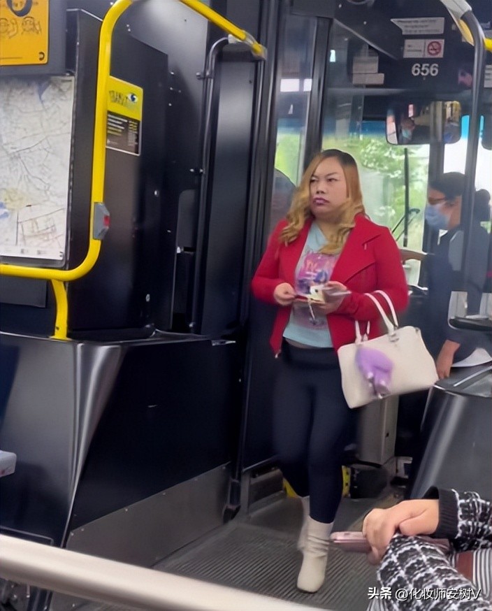 38岁凤姐在美国做什么,38岁凤姐纽约大学