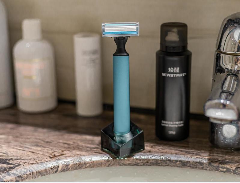 陆家嘴投行金融男,上海陆家嘴金融男