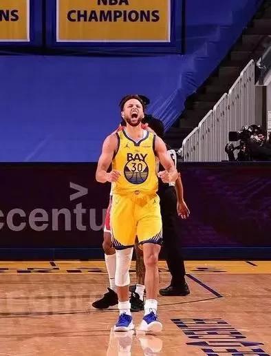 新王登基，三分王者史蒂芬.库里