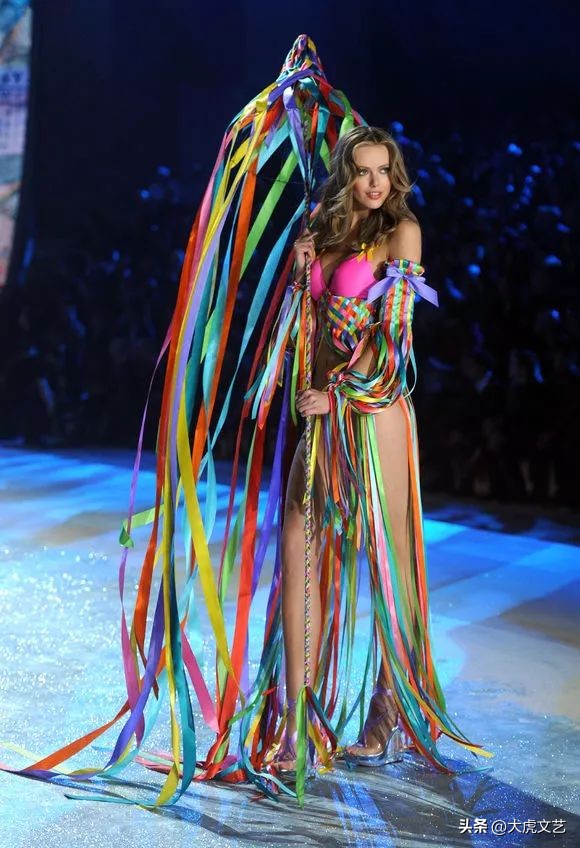 美女天使超模图片大全,超模天使面孔