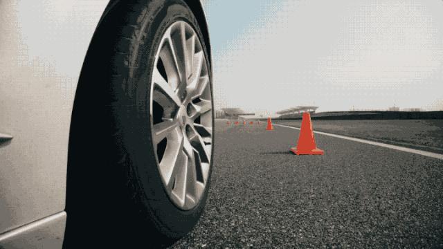 为什么美国修公路要预埋一些轮胎,修公路为什么要埋轮胎