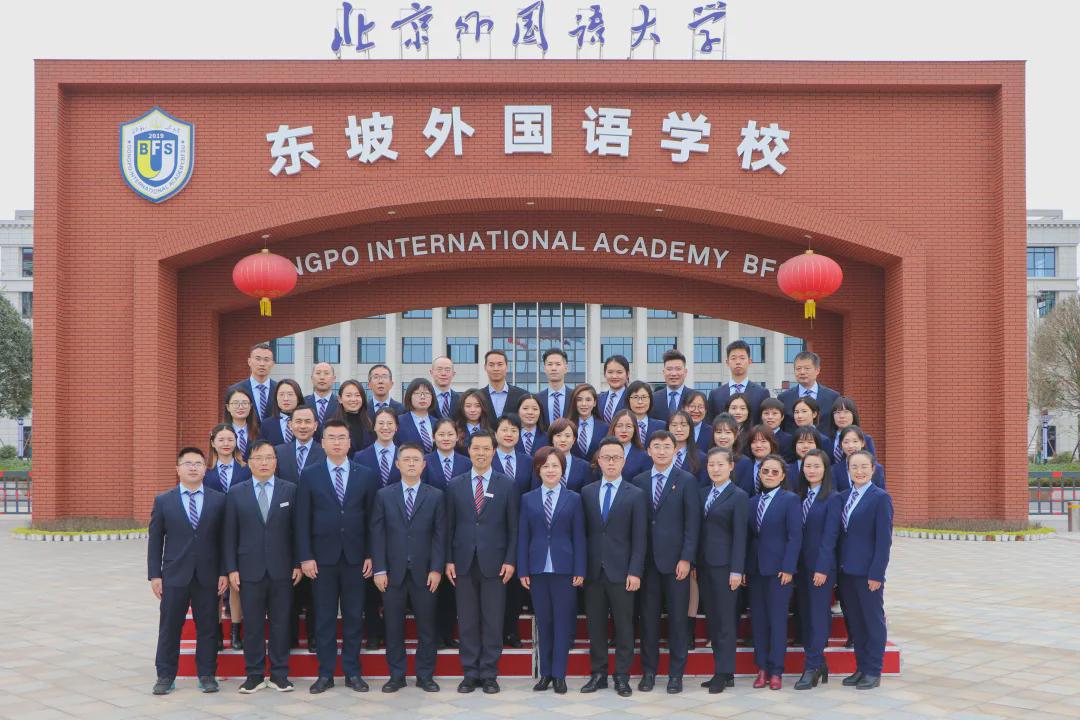 求贤若渴广纳英才,求贤若渴