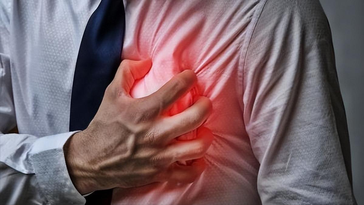 20岁每天压腿拉筋有啥好处,年纪大了老是会拉筋是怎么回事