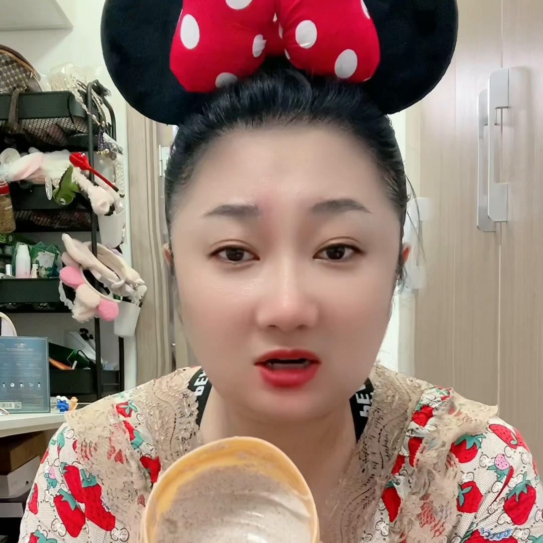 评测网红爆款磨砂沐浴露,给你们推荐一款磨砂沐浴露