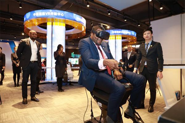 被国人嫌弃，名都排不上号的“小网站”，凭啥赚走老外36亿？