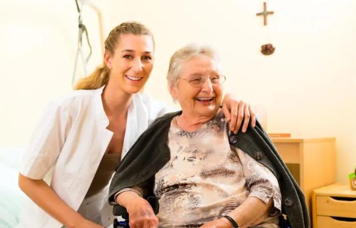 英国的养老制度运作方式,英国养老政策的优势和劣势