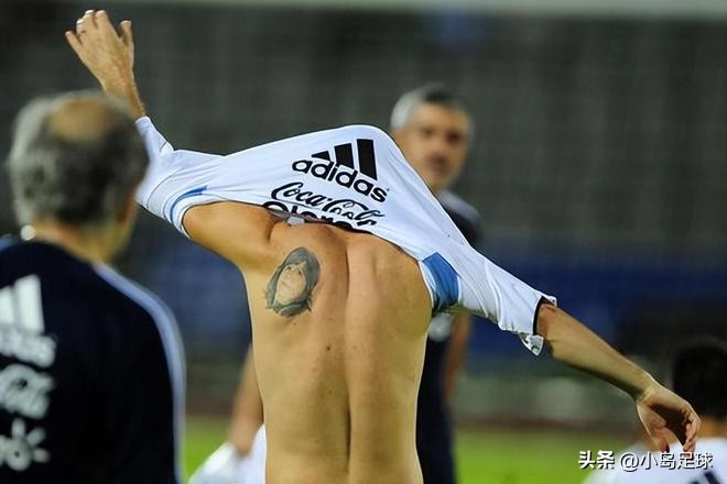 足球运动员有哪些没有纹身,足球运动员纹身
