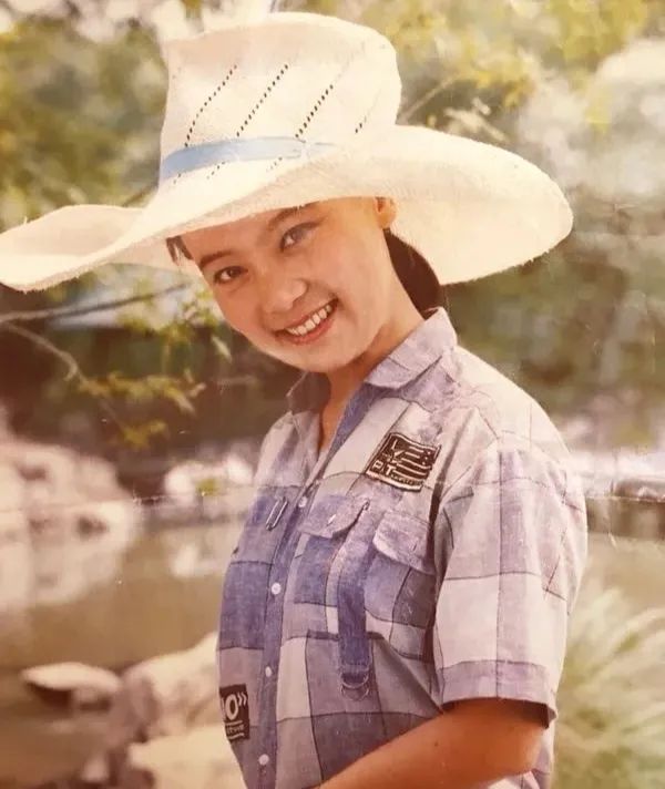 32岁离异后嫁给小8岁男人,32岁离异后嫁给小8岁的男人