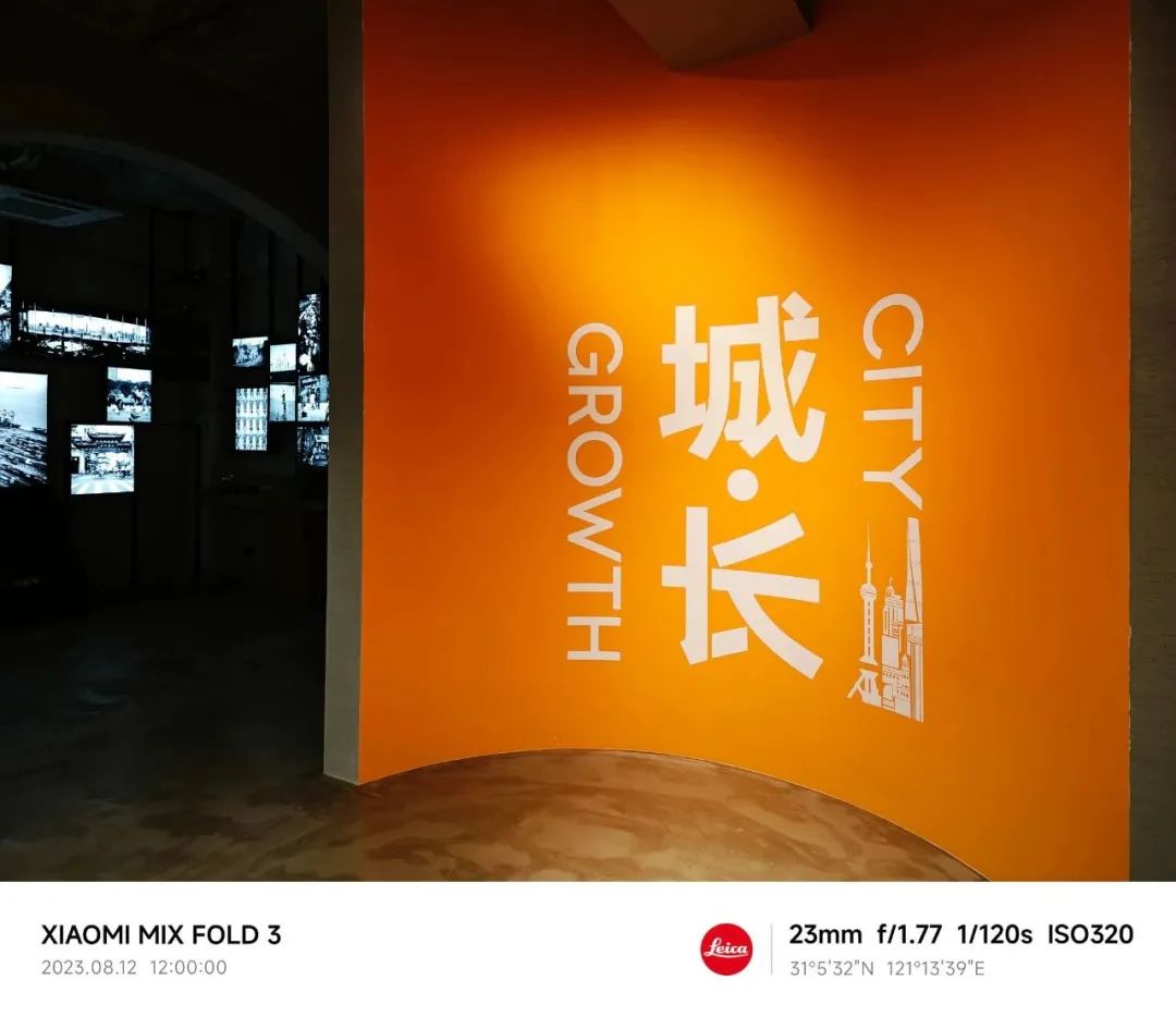 小米mixfold3长焦微距对比华为,关注色彩