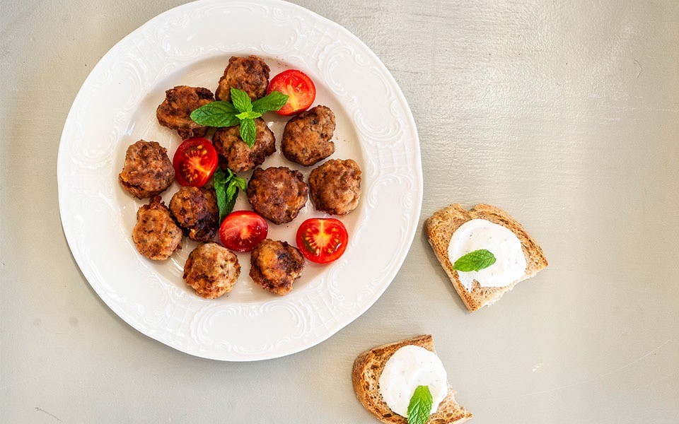 希腊蓝堡开发商MDHOMES，带您领略最具人气的希腊美食