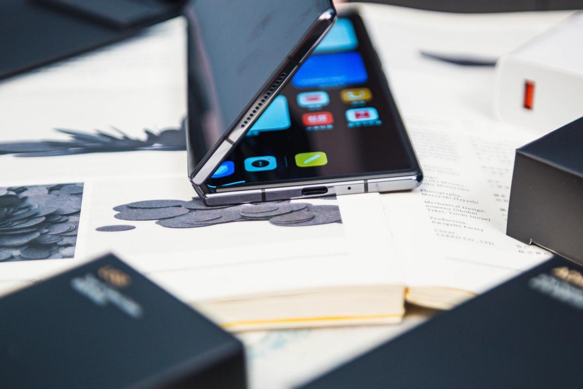 小米折叠屏手机mixfold2深度测评,小米折叠屏手机mixfold2深度使用