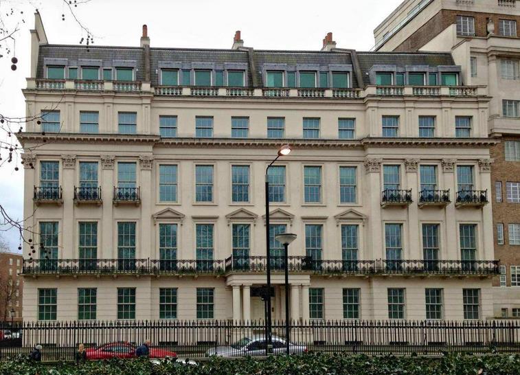 许家印在国外买了20亿的豪宅吗,许家印英国2亿英镑豪宅