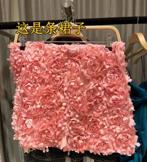 最近发现穿什么衣服都丑,那些丑到极致的衣服