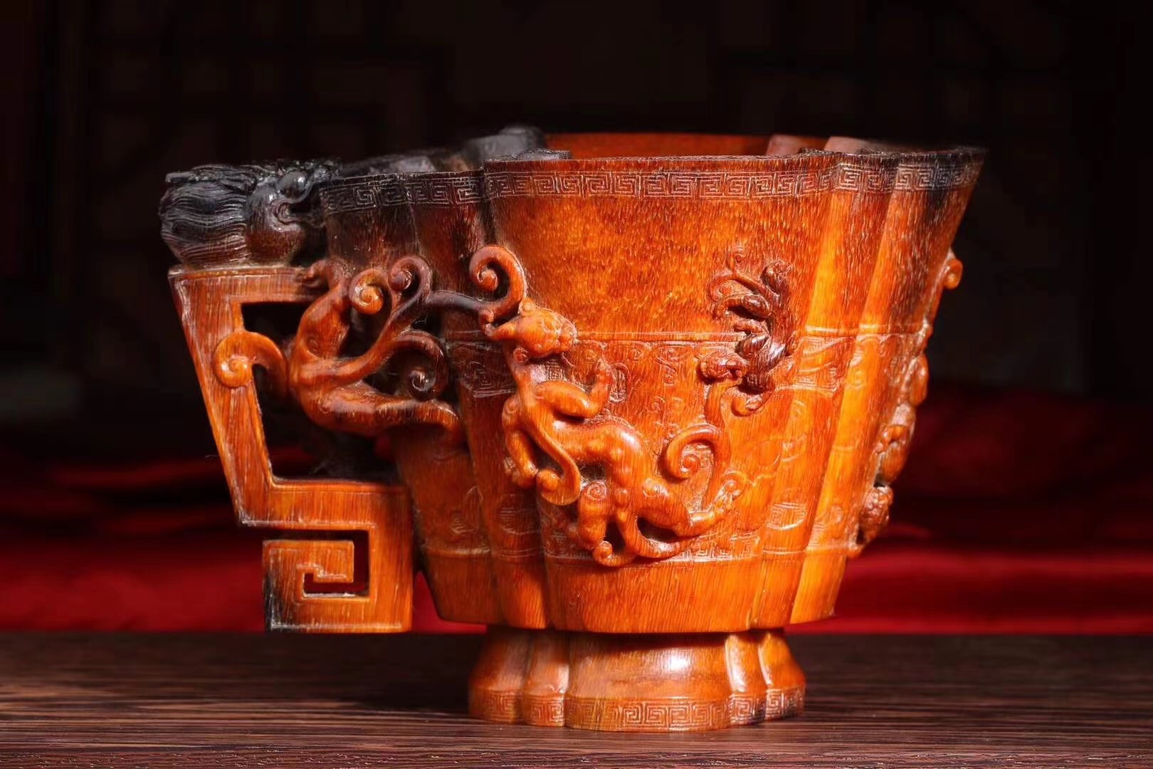 喝什么酒用犀角杯,犀角杯配白酒