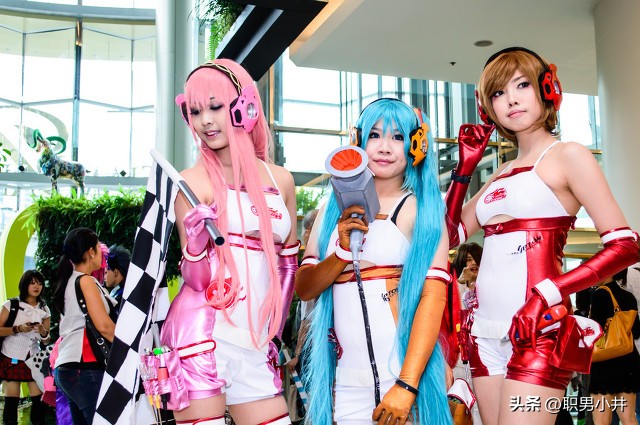 毒教材事件曝光者,毒教材事件幕后