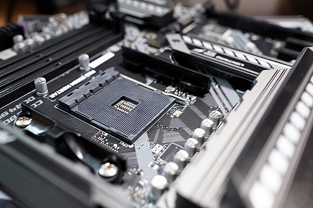 diy电脑组装主板需要什么设置,怎么选购组装电脑主板