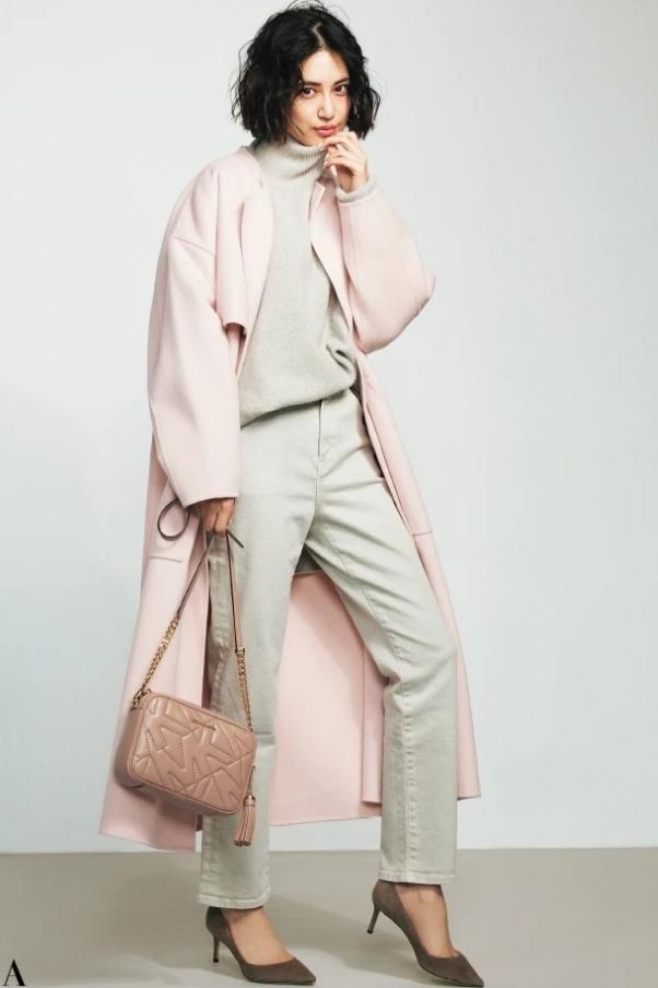 今年双面羊绒大衣流行什么颜色,今年最流行什么颜色的大衣