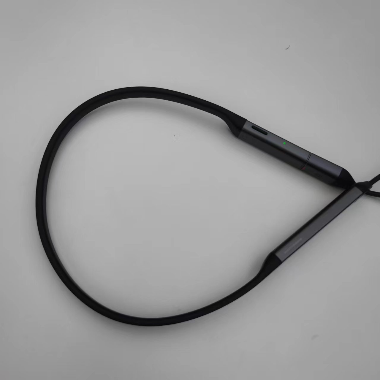 极刻耳机,华为freelacepro无线耳机怎么样