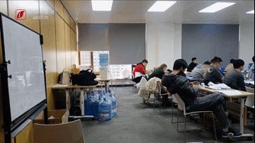 中公教育考公务员经历,考教师参加中公教育培训有用吗