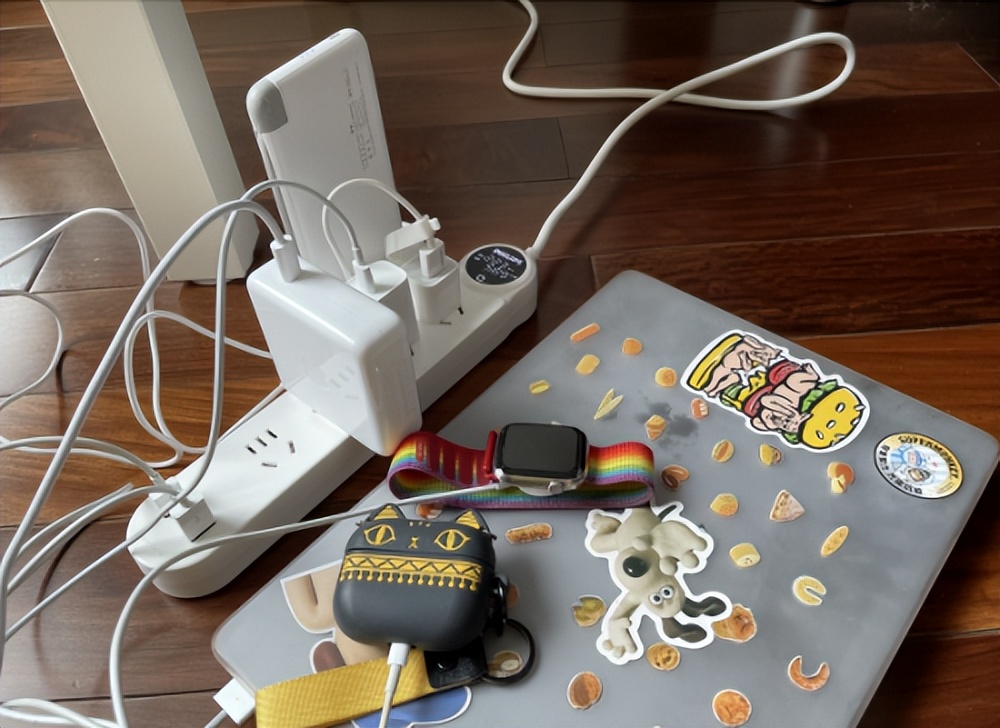 飞利浦滑动插排,飞利浦安全排插