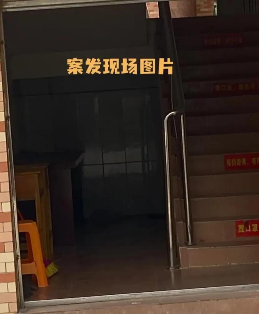 高二女生遭55岁老师捏胸,学校:老师将退休,法外开恩,18万和解