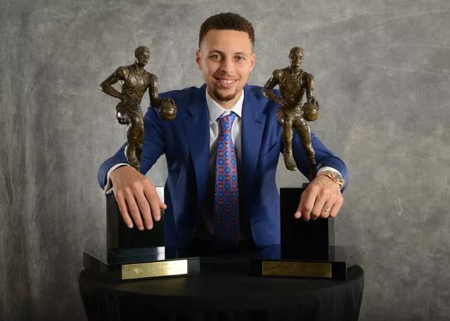 新王登基，三分王者史蒂芬.库里