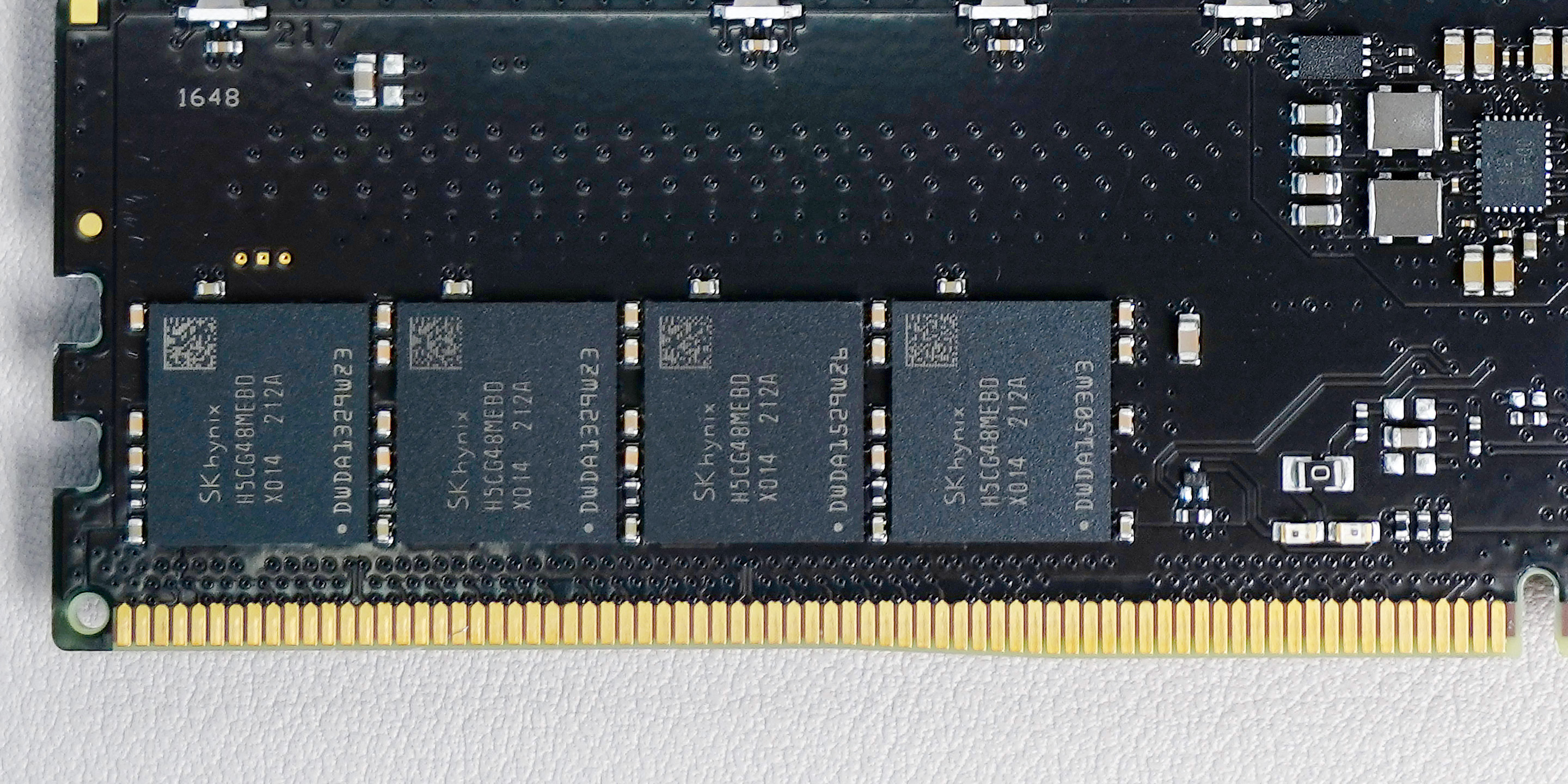 ddr5和ddr4内存条评测,内存条选ddr4的好还是ddr5的好