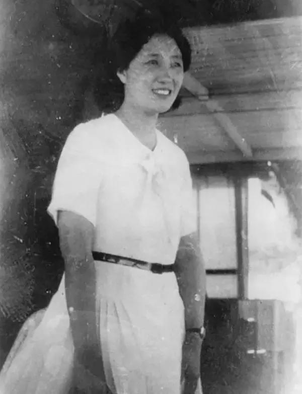 董竹君传奇一生19,董竹君传奇一生46