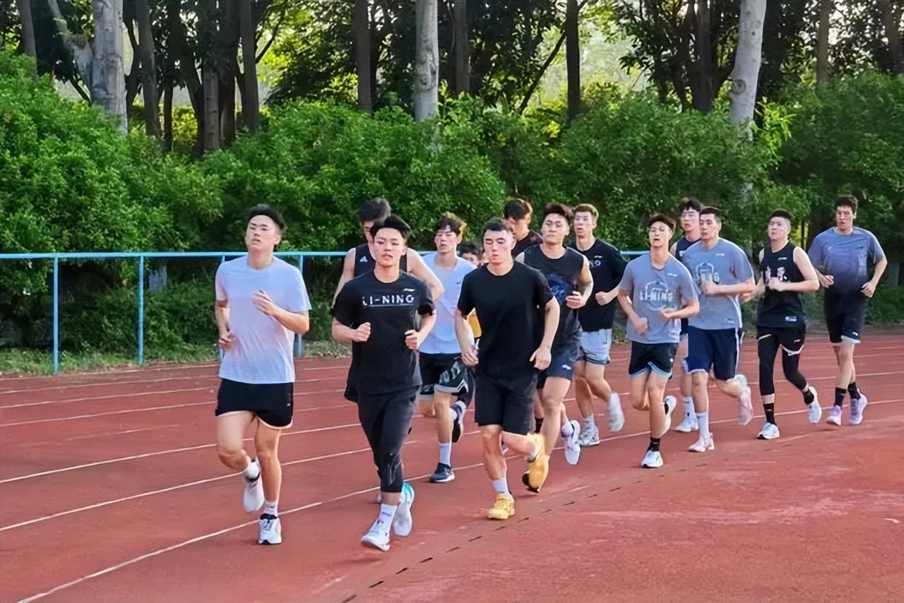 广东杜锋最新比赛消息,广东队杜锋最近新消息