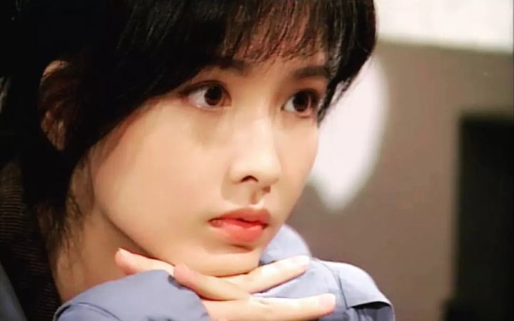 下巴短和后缩怎么变美,下巴后缩怎么矫正嘴尖