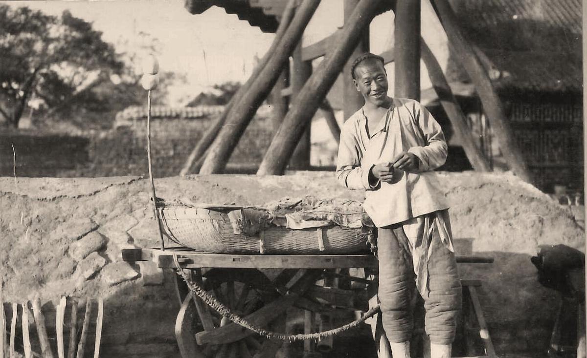 【晚清*楼青**秘影】*楼青**女丰乳肥臀，媚态撩人，风情尽显！