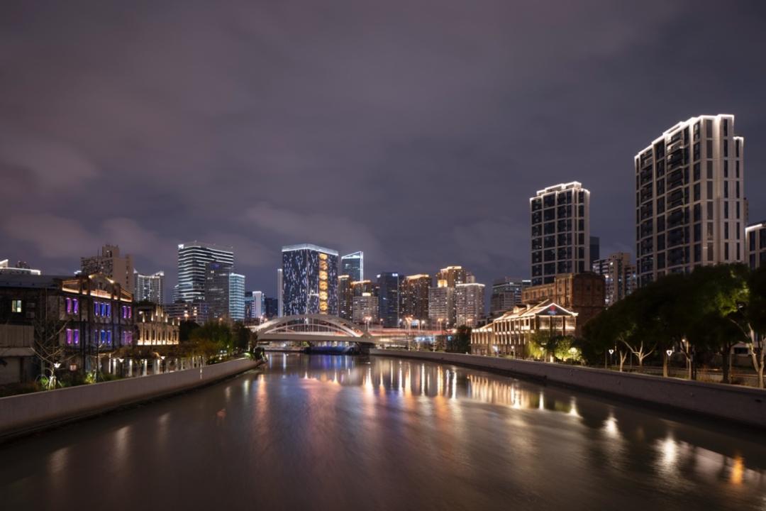 欧普照明点亮创新,欧普照明苏州工厂风扇灯