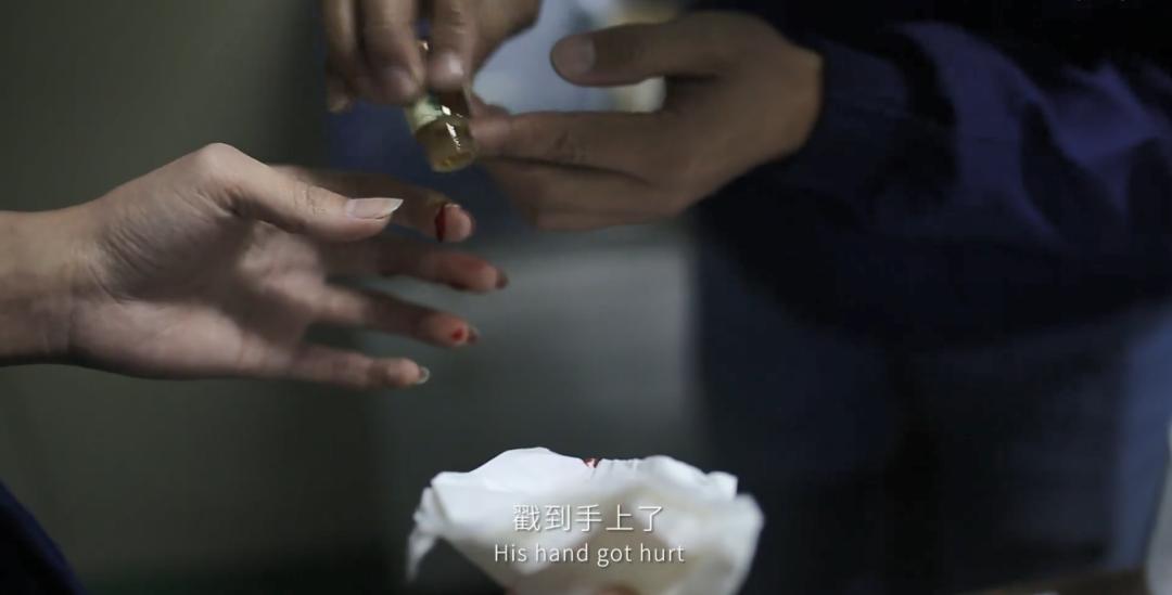 聊聊富士康的打工仔,富士康打工仔的图片