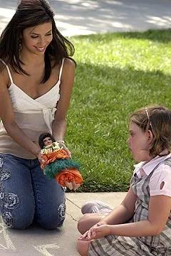 绝望的主妇盖比出场,绝望主妇盖比舍不得孩子