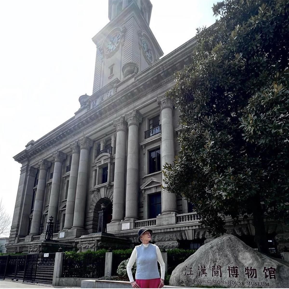 马斯克母亲北京游玩,马斯克母亲中国之旅