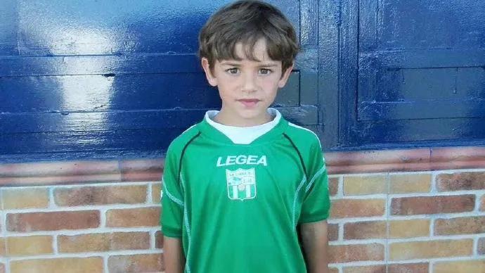 足球需要偶像,足球需要足球明星