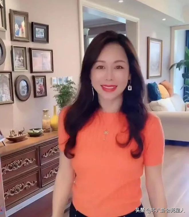 8位老牌明星晚年回归普通人生活,5位移居国外明星现状